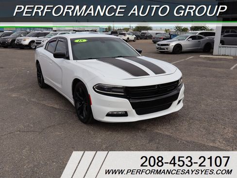 Used 2018 Dodge Charger R/T w/ Blacktop Package image 1