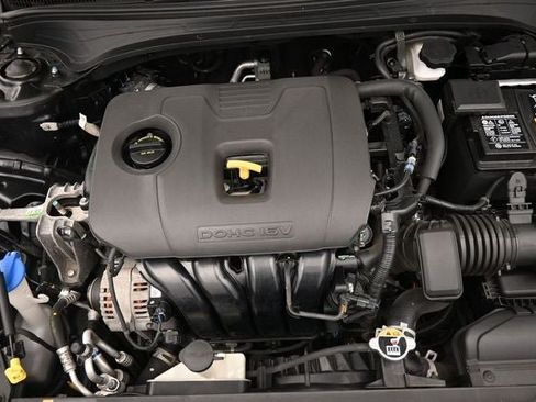 Used 2023 Kia Forte GT-Line w/ GT-Line Premium Package FWD image 19