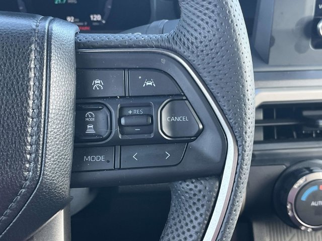 Used 2025 Toyota Tacoma TRD Off-Road AWD/4WD image 26