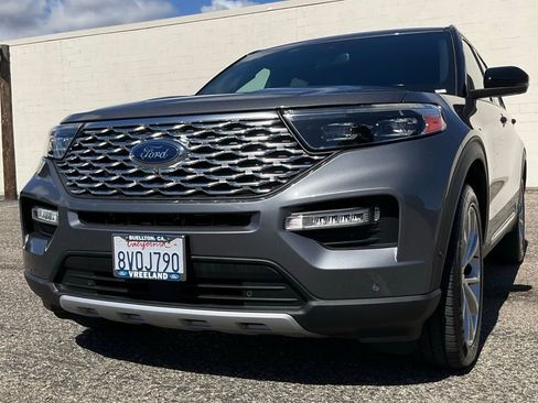 Used 2021 Ford Explorer Platinum w/ Equipment Group 601A AWD/4WD image 65