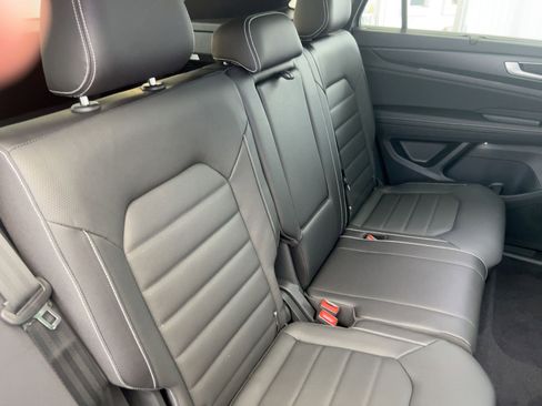New 2026 Volkswagen Atlas Cross Sport SEL R-Line AWD/4WD image 30