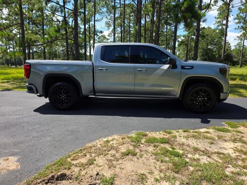 Used 2024 GMC Sierra 1500 Elevation w/ LPO, Elevation Black Package AWD/4WD image 6
