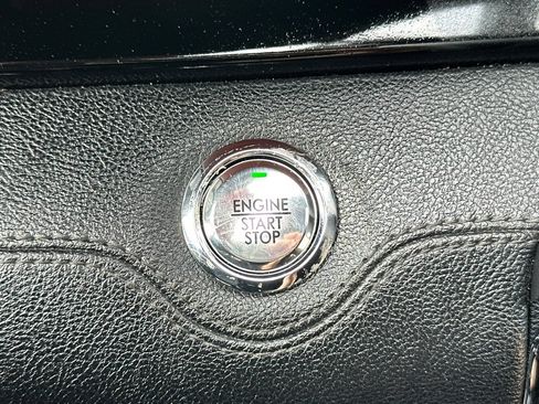 Used 2020 Lincoln Navigator Reserve RWD image 23