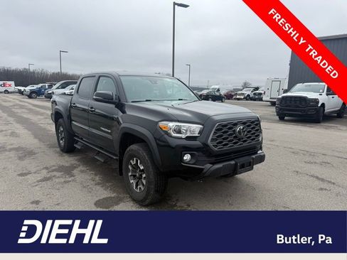 Used 2023 Toyota Tacoma TRD Off-Road w/ Advanced Technology Package image 1