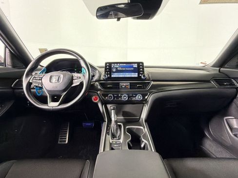 Used 2021 Honda Accord Sport image 14
