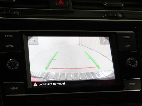 Certified 2022 Volkswagen Tiguan S image 12