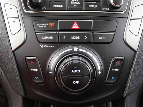 Used 2017 Hyundai Santa Fe Sport FWD image 23