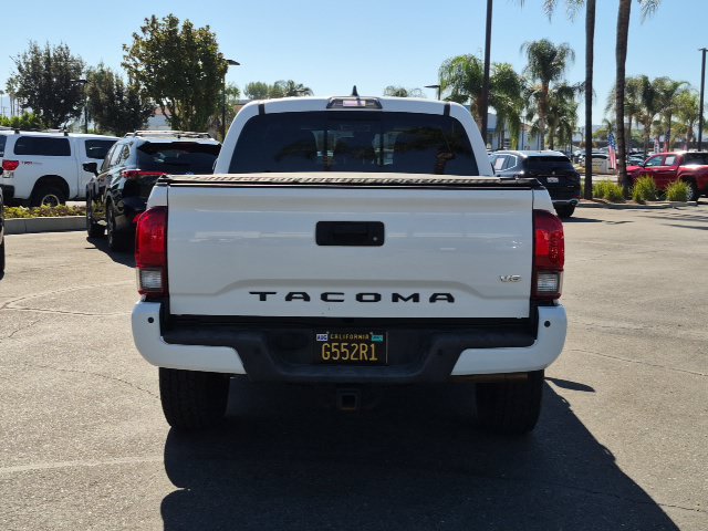 Used 2018 Toyota Tacoma TRD Off-Road w/ Technology Package RWD image 6