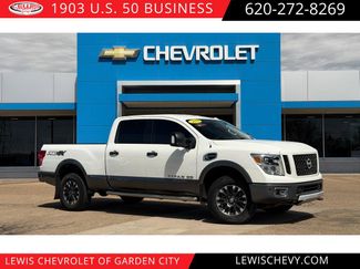 Used 2019 Nissan Titan PRO-4X w/ Pro-4x Convenience Package AWD/4WD video 1