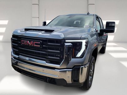 New 2025 GMC Sierra 3500 Pro w/ 1SA Pro Safety Plus Package