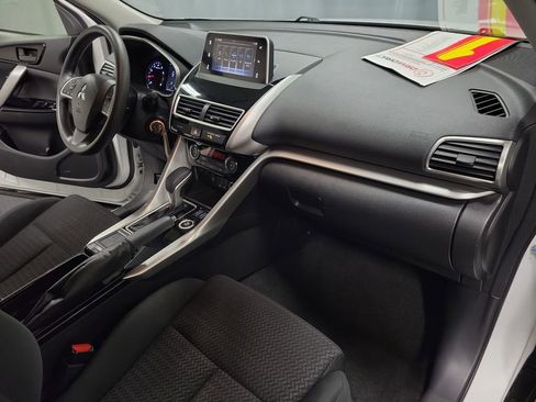 Used 2020 Mitsubishi Eclipse Cross LE image 26