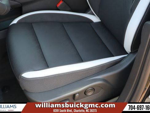 New 2026 Buick Envision Sport Touring image 11