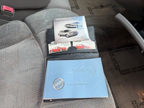 Used 2003 Buick Century Custom w/ Preferred Equipment Group 1SB image 28