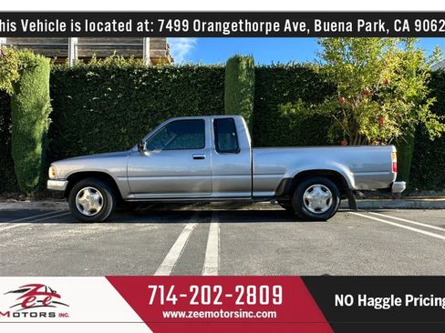 Used 1995 Toyota Pickup DX RWD image 11
