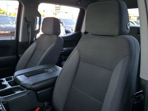 Used 2019 Chevrolet Silverado 1500 LT Trail Boss w/ Convenience Package image 11