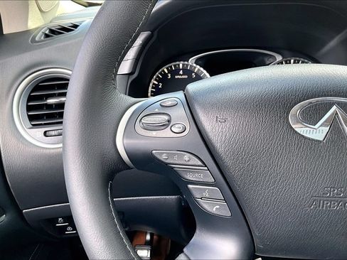 Used 2019 INFINITI QX60 Luxe w/ Essential Package FWD image 28