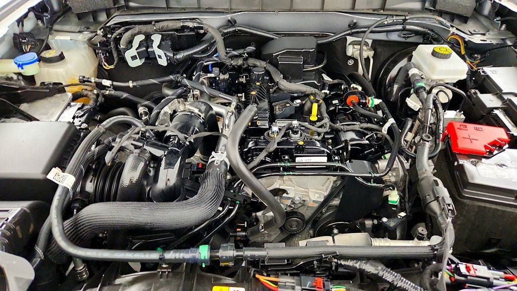 Used 2023 Ford Bronco Black Diamond AWD/4WD image 25