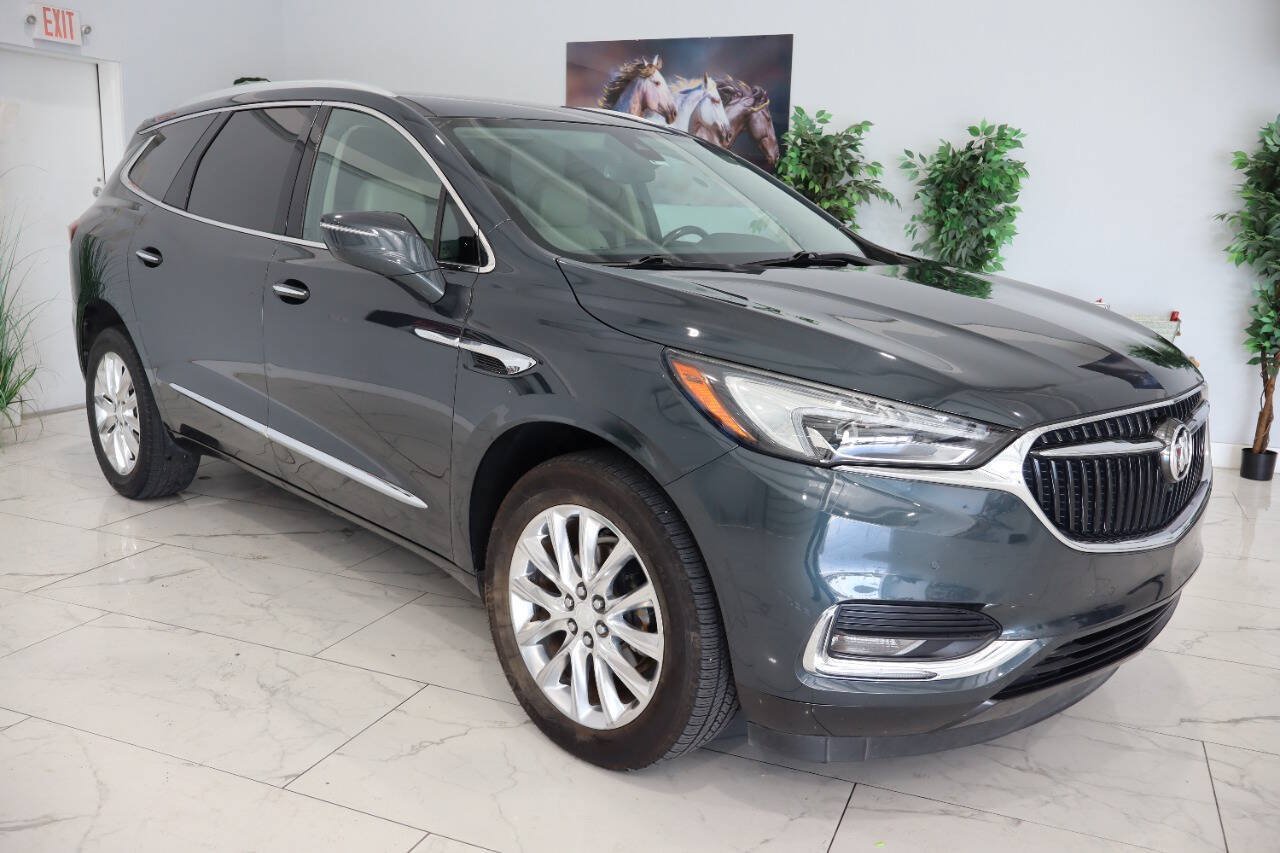 Used 2018 Buick Enclave Premium FWD image 1