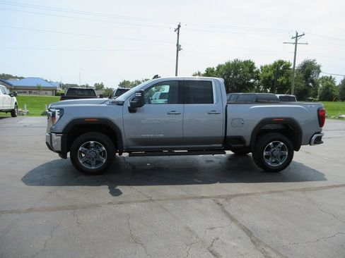 Certified 2026 GMC Sierra 2500 SLE w/ SLE Value Package; AWD/4WD image 11