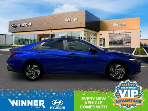 New 2025 Hyundai Elantra Sport image 9