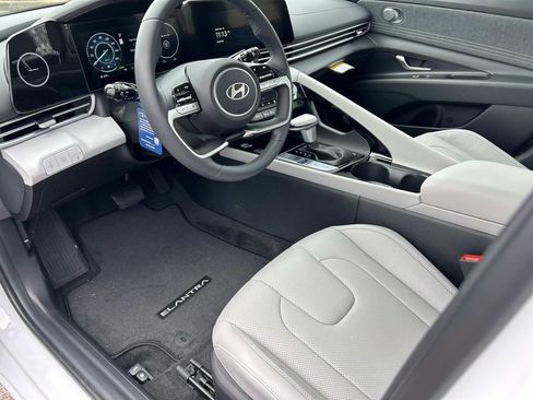 New 2026 Hyundai Elantra Limited image 13