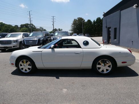 Used 2002 Ford Thunderbird RWD image 9