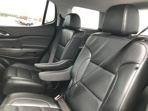 Certified 2023 GMC Acadia SLT AWD/4WD image 17