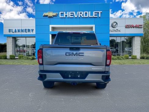 Used 2023 GMC Sierra 1500 Elevation w/ Preferred Package AWD/4WD image 6