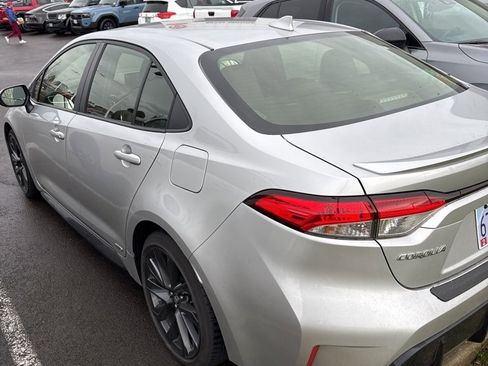 Certified 2024 Toyota Corolla SE image 4