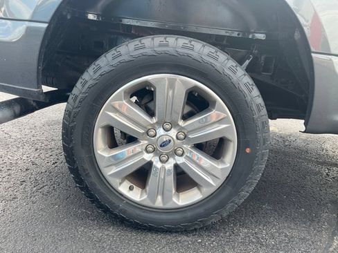 Used 2018 Ford F150 XLT w/ Equipment Group 302A Luxury AWD/4WD image 11