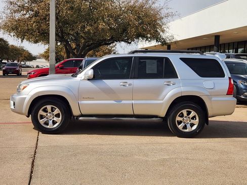 Used 2008 Toyota 4Runner SR5 image 4