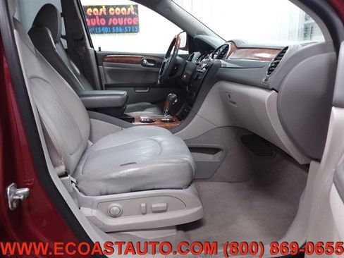 Used 2011 Buick Enclave CXL image 12