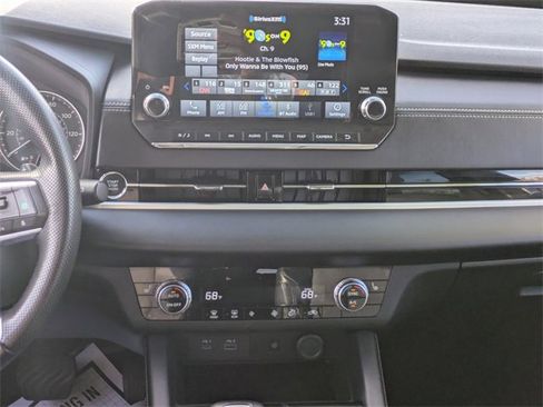 Used 2022 Mitsubishi Outlander SE image 20