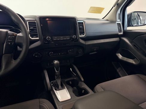 Used 2023 Nissan Frontier SV w/ SV Convenience Package AWD/4WD image 16