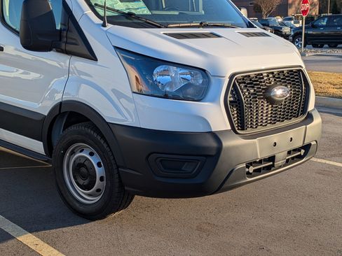 New 2024 Ford Transit 150 Low Roof image 9
