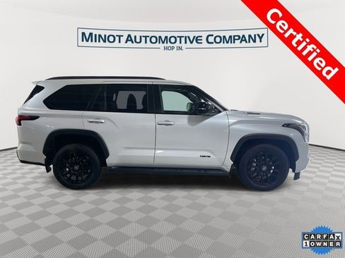 Used 2025 Toyota Sequoia Limited w/ Tow Technology Package image 9