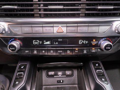 Used 2020 Kia Telluride EX w/ Towing Package FWD image 19