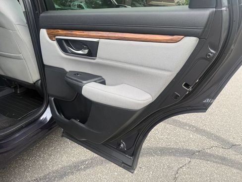 Used 2017 Honda CR-V EX image 27