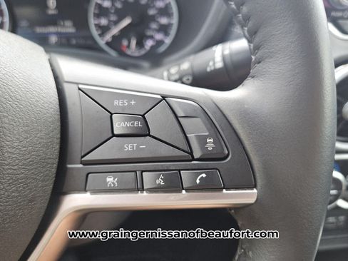 Used 2025 Nissan Sentra SV w/ All-Weather Package FWD image 13