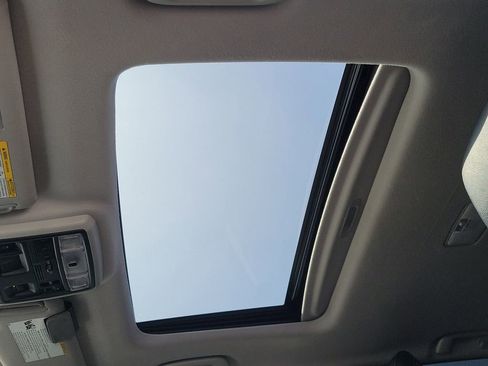 Used 2022 Toyota 4Runner SR5 Premium w/ Moonroof Package image 33