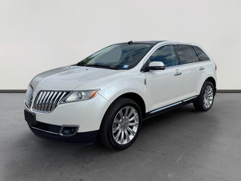 Used 2014 Lincoln MKX Base w/ Equipment Group 102A image 1