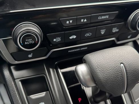 Used 2019 Honda CR-V EX image 30