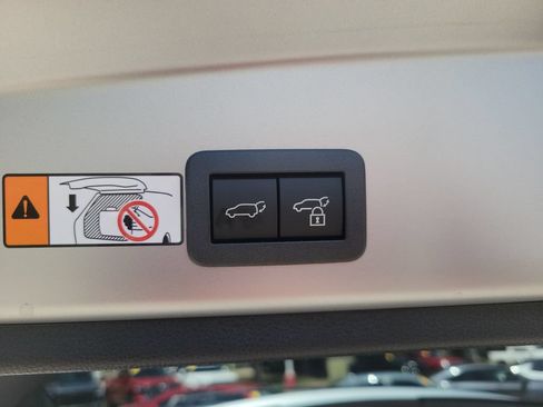 Certified 2026 Toyota Corolla Cross XLE w/ Convenience Package FWD image 32