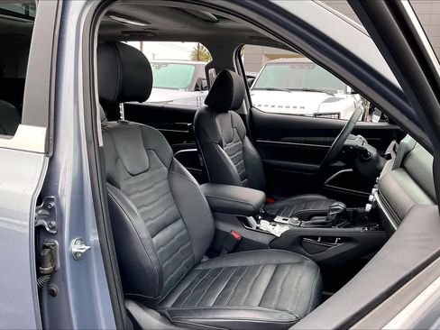 Used 2024 Kia Telluride SX Prestige w/ Towing Package image 10