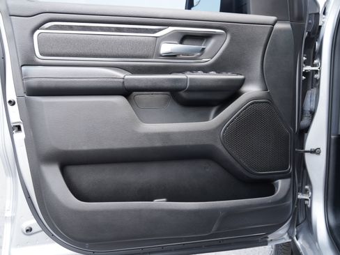 Used 2019 RAM 1500 Big Horn AWD/4WD image 16