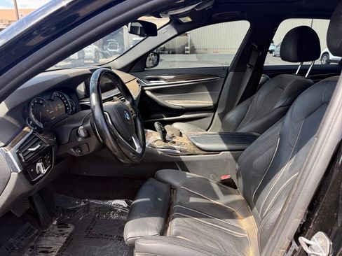 Used 2018 BMW 530e RWD image 13
