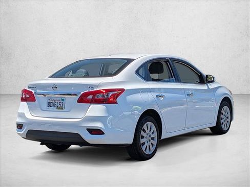 Used 2017 Nissan Sentra SV FWD image 6