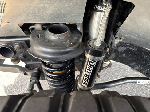 Used 2018 Jeep Wrangler Unlimited Rubicon AWD/4WD image 4