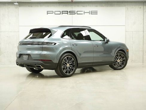 New 2026 Porsche Cayenne AWD/4WD image 7