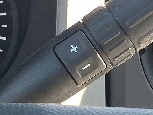 Used 2023 Ford F650 2WD Regular Cab Super Duty image 24